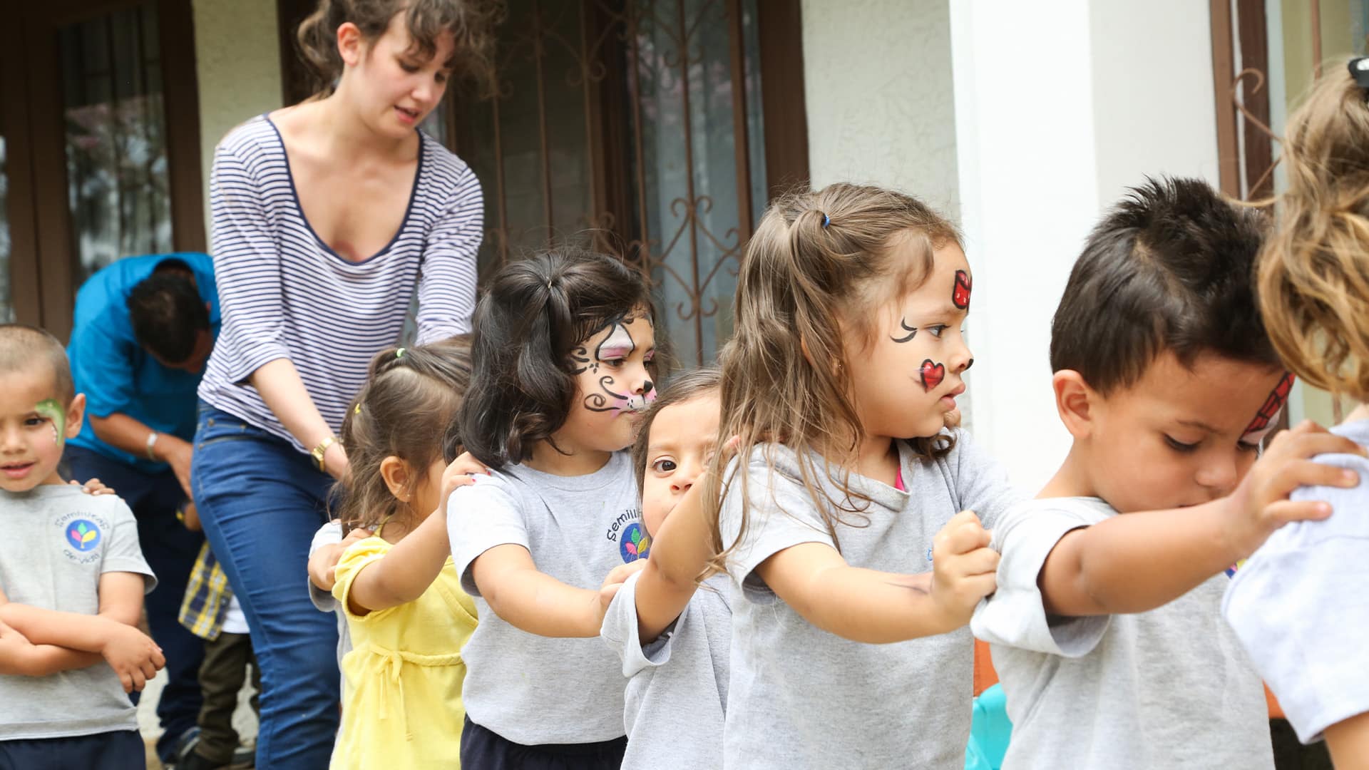 Children in Costa Rica