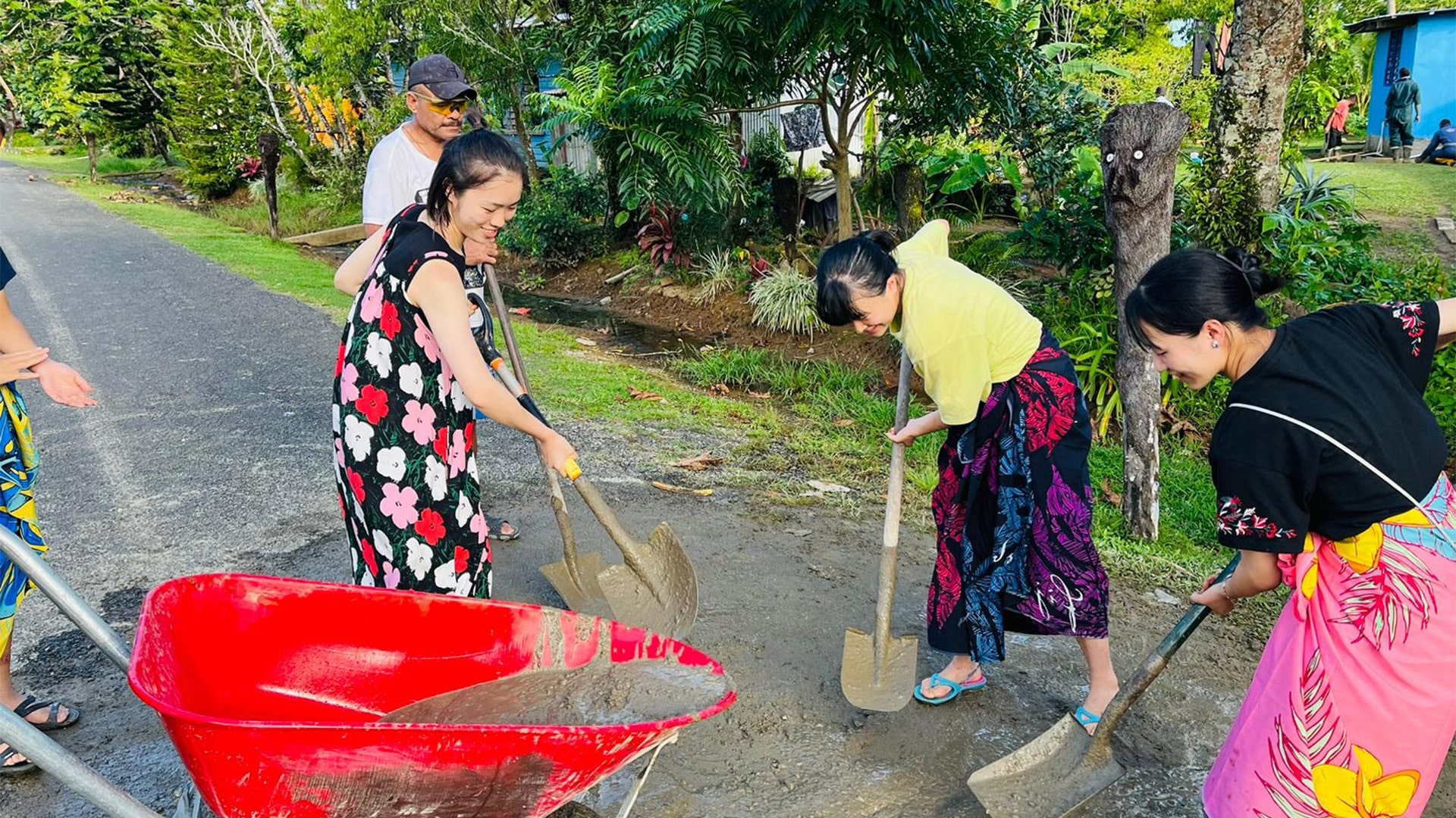 Community Volunteer Work in Fiji - Image 3