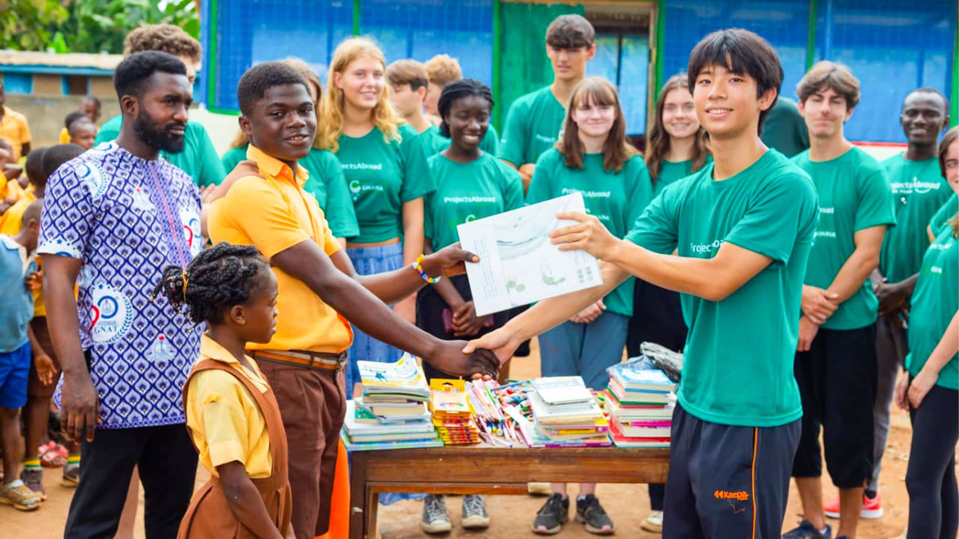 Volunteer Work with Children in Ghana for Teenagers - Image 3