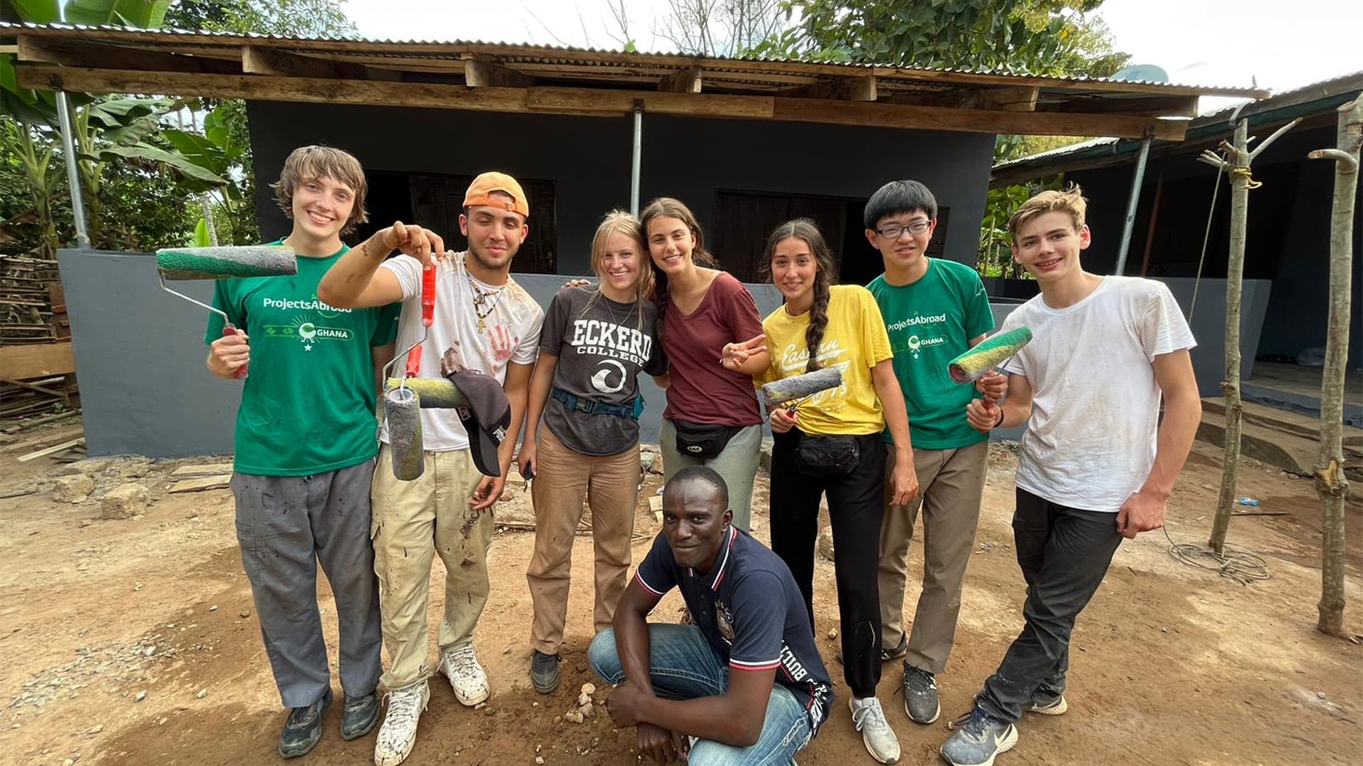 Volunteer Work with Children in Ghana for Teenagers - Image 6