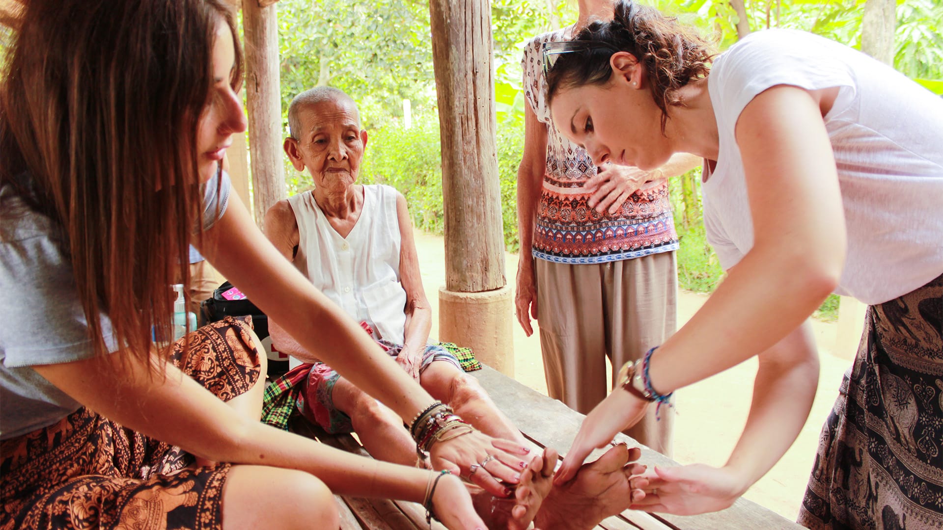 Medical_checkup_cambodia