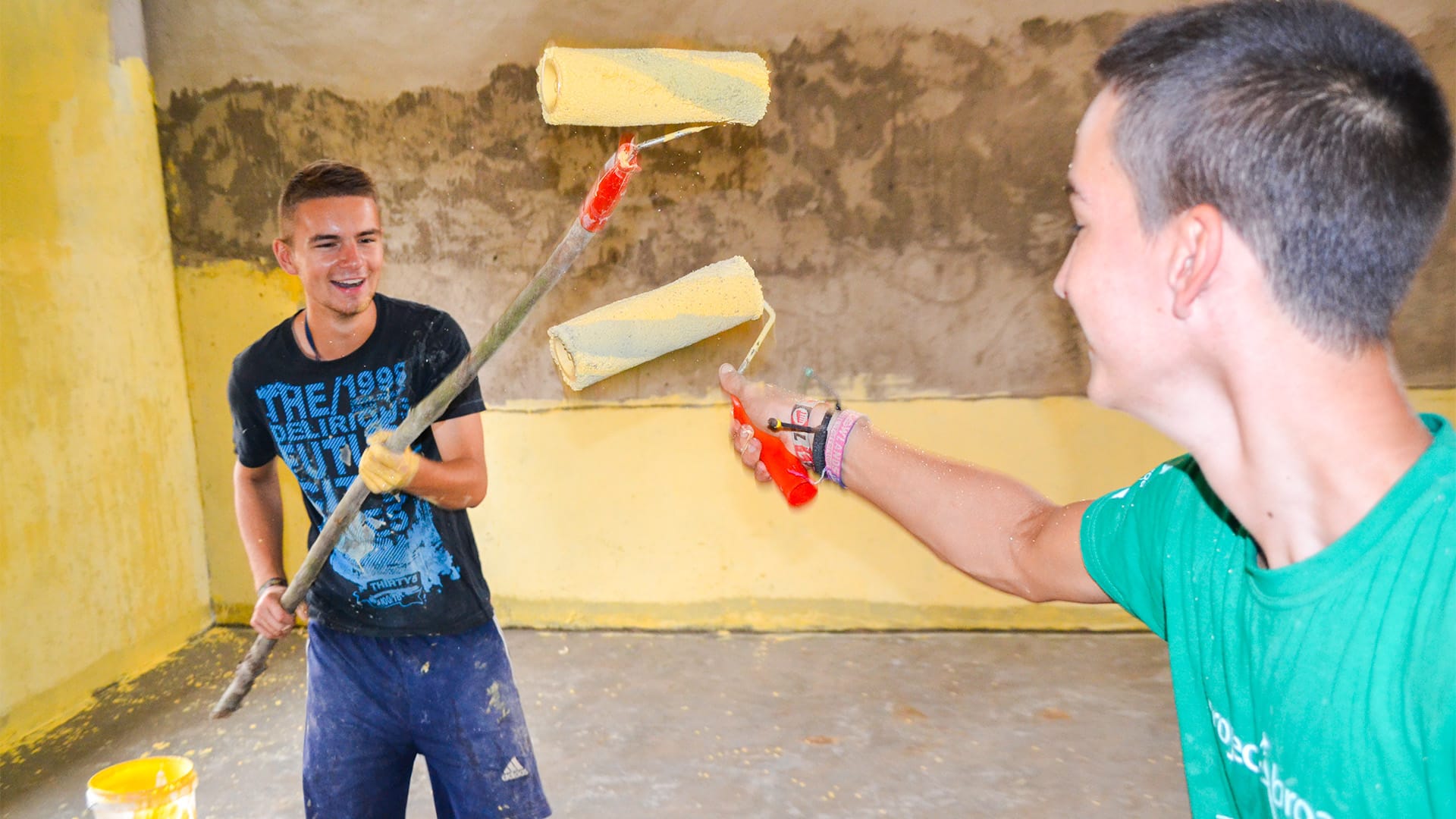 Building Volunteer Work in Ghana - Image 2