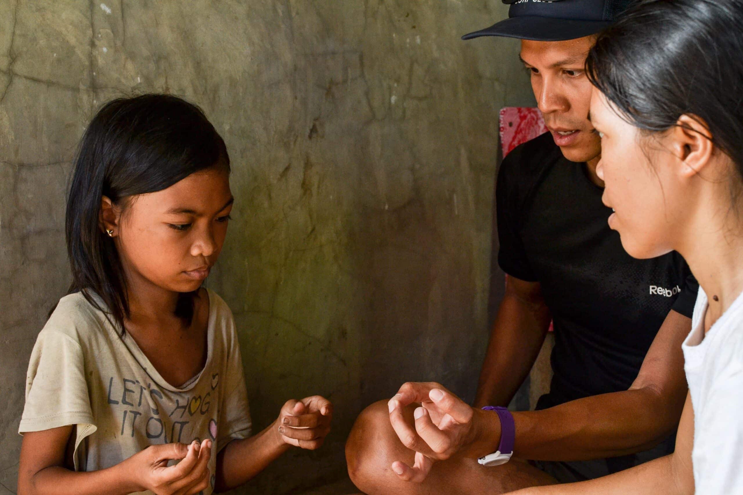 Occupational therapy internships in the Philippines allow interns to take part in Physiotherapy sessions whilst gaining work experience.