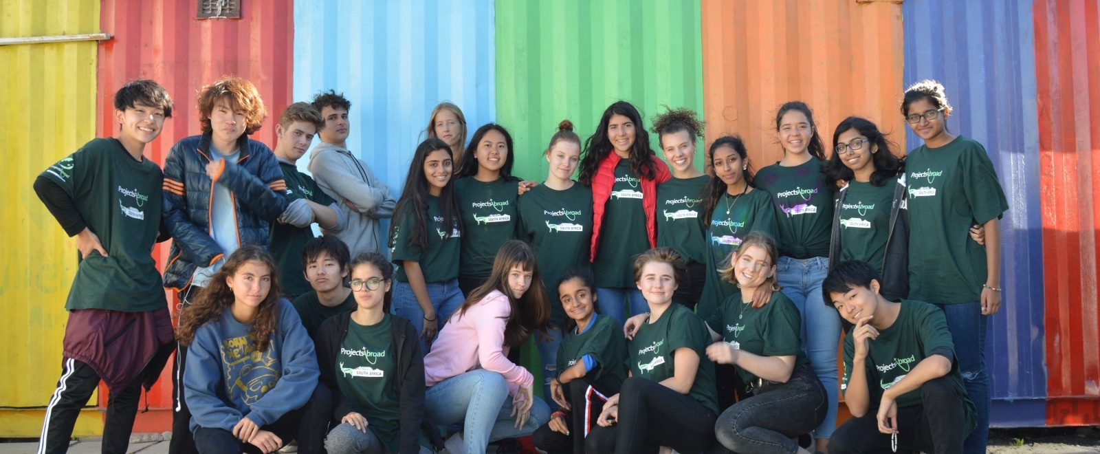High school students volunteering abroad on Projects Abroad’s programs for 15 year olds